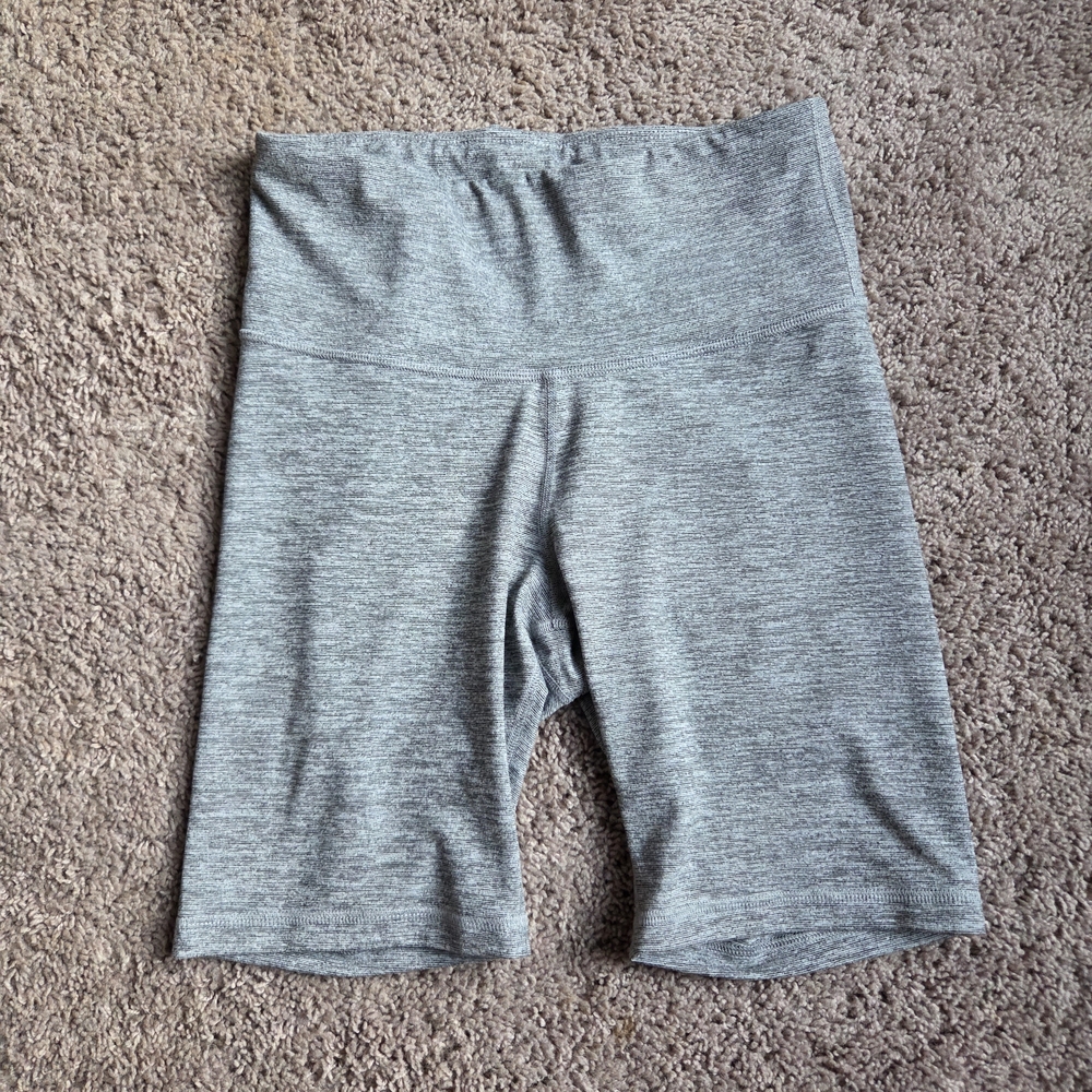 Old Navy Heather Gray Womens Biker Shorts Gym Workout Size M Yoga High-waist